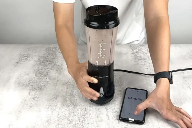 Hamilton Beach personal blender: small but mighty