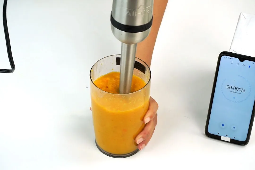 Braun MultiQuick-5 Immersion Blender Review: Making Frozen Fruit Smoothie 