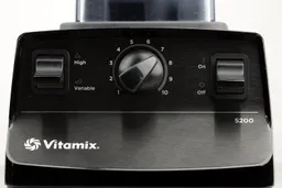 A close up of the Vitamix 5200 control panel