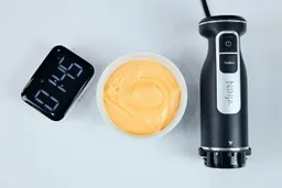A bowl of mayonnaise made by the Braun MQ7035X blender in 1 minute 45 seconds.