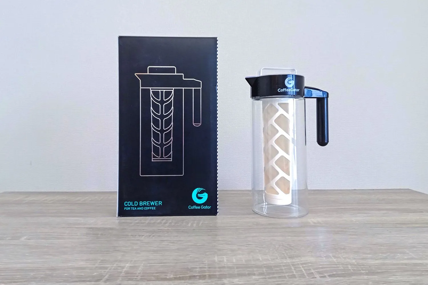 Coffee Gator French Press Review: It Lives up to Its Near-Perfect