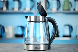 The pop-up lid of the Zeppoli Electric Kettle ZPL-KETTLE opens at an 75° angle.