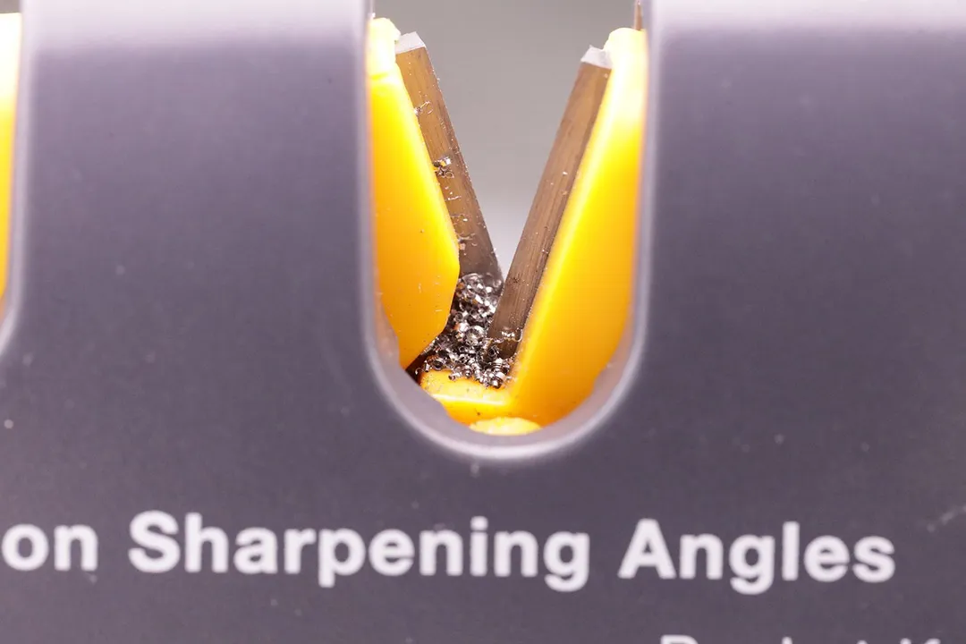 Material Retention Knife Sharpener