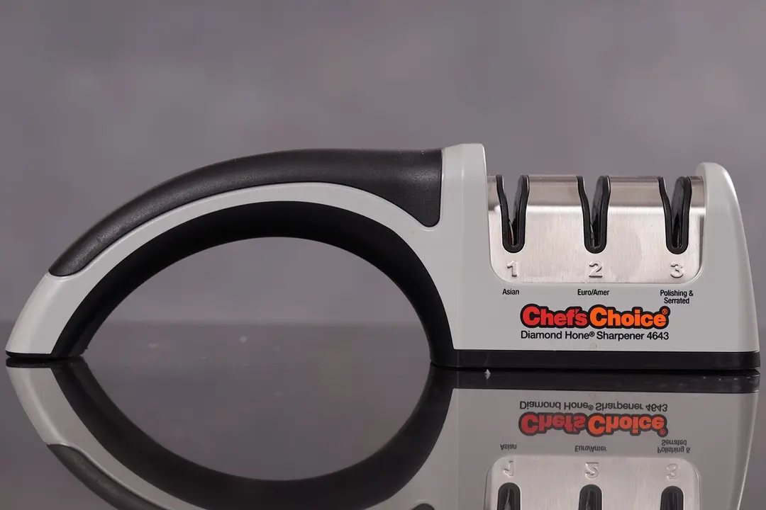 Chef’s Choice 4643 Manual Knife Sharpener Slot Arrangement