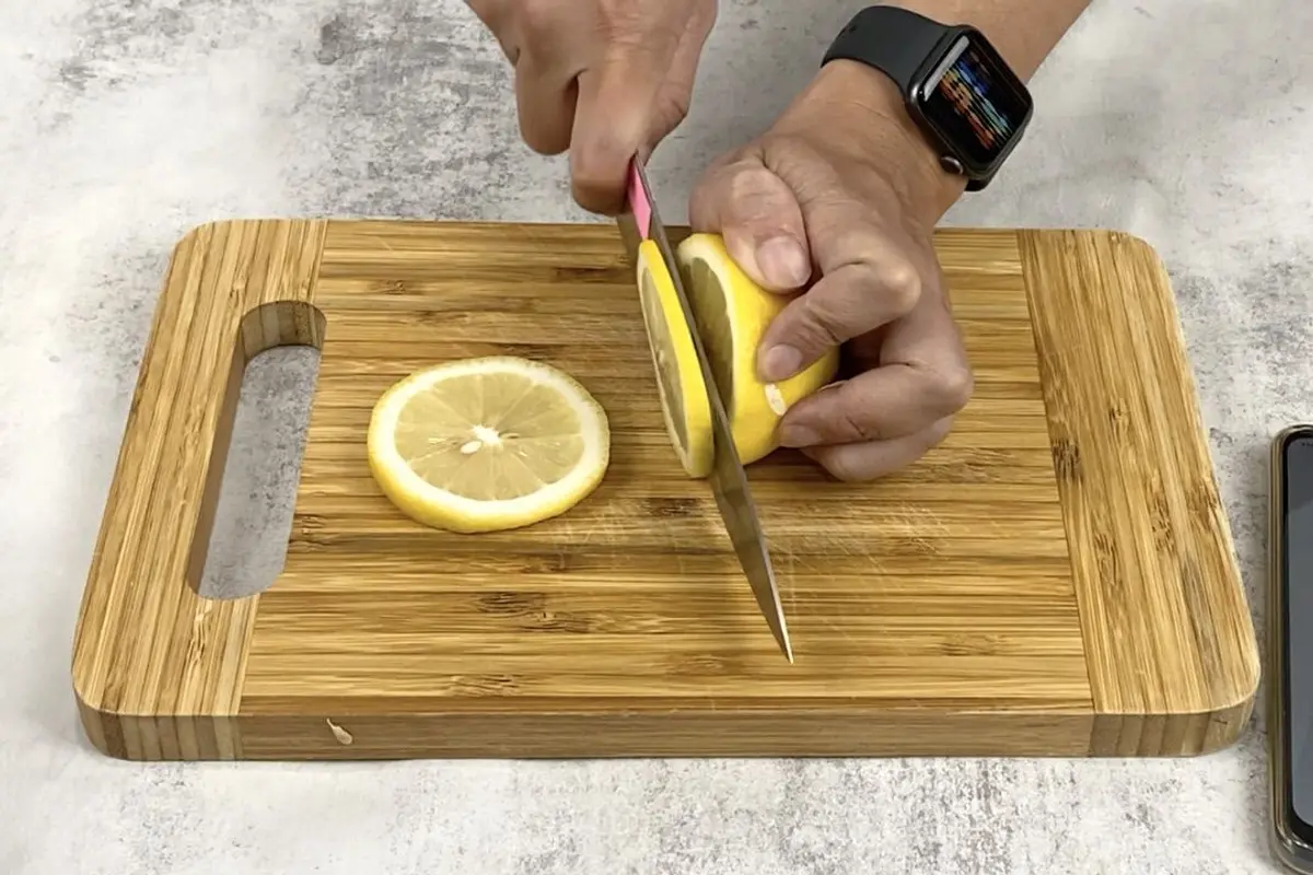 Cubikook Sharpening Time to Cut a Lemon video