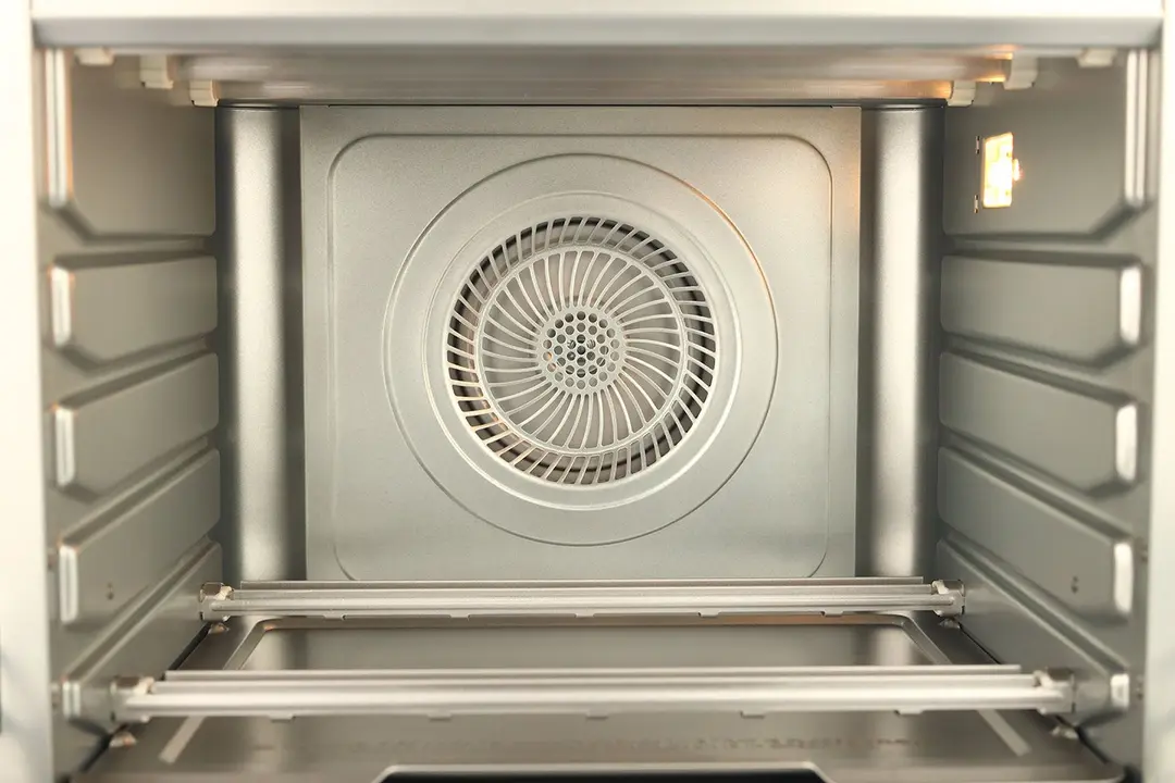 Ninja Foodi XL Pro Air Toaster Oven Interior
