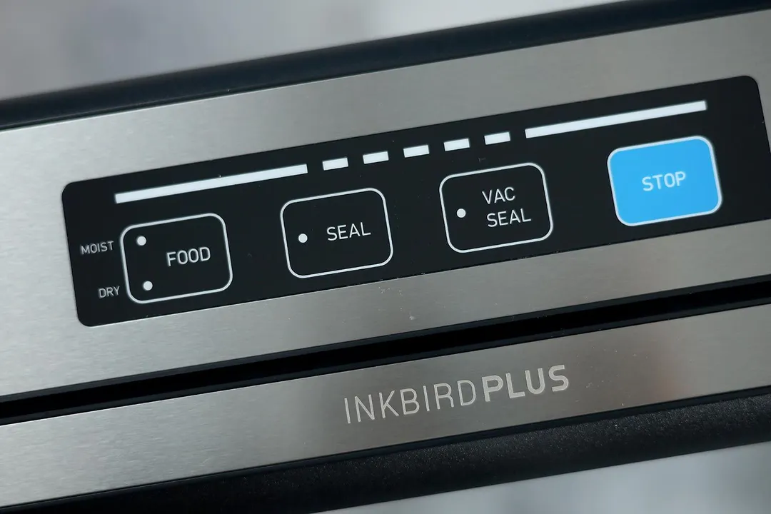 The control panel of the Inkbird Plus INK-VS01 has five buttons, including a blue “Stop” button on the far right side to interrupt a working cycle for any reason.