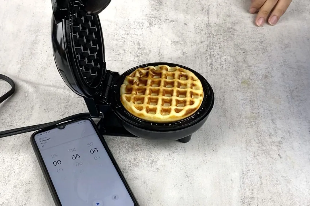 CROWNFUL Mini Waffle Maker Machine, 4 Inches Portable Small