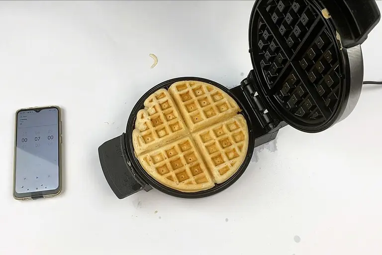 Black+Decker WMB500 Waffle Maker Review - Consumer Reports