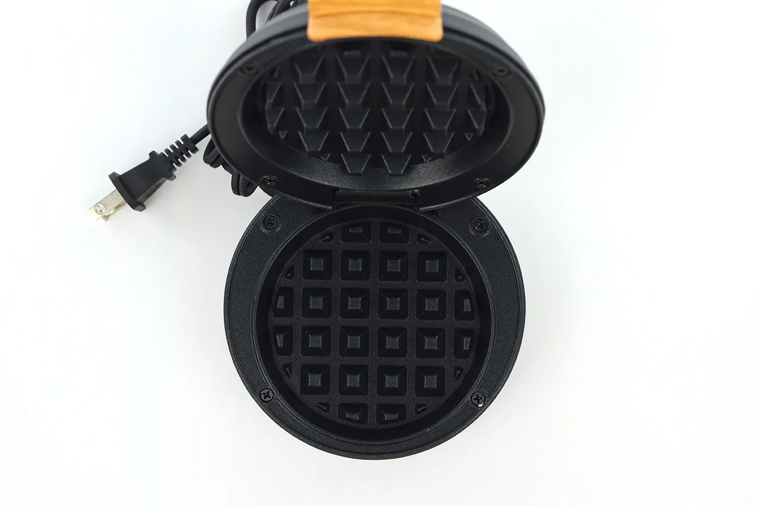 CROWNFUL Mini Waffle Maker Machine, 4 Inch Chaffle Maker with Compact  Design, Easy to Clean, Non-Stick Surface, Recipe Guide Included, Perfect  for Breakfast, Dessert, Sandwich, or Other Snacks, Black - Yahoo Shopping