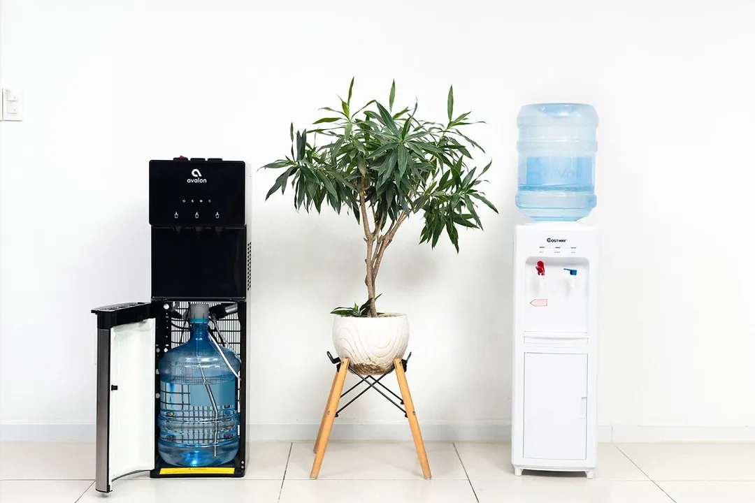 Avalon A4 Bottom Loading vs Costway 5 Gallon Water Cooler Dispenser