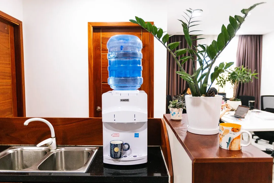 Water Cooler Dispensers: In-depth Reviews, Hands-On Tests, and Buyer's Guide