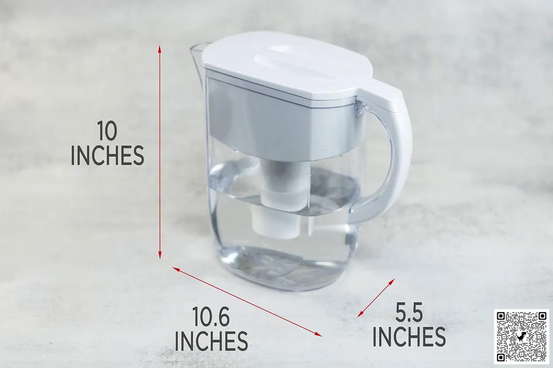 The Brita Everyday water filter pitcher and figures representing its measurements