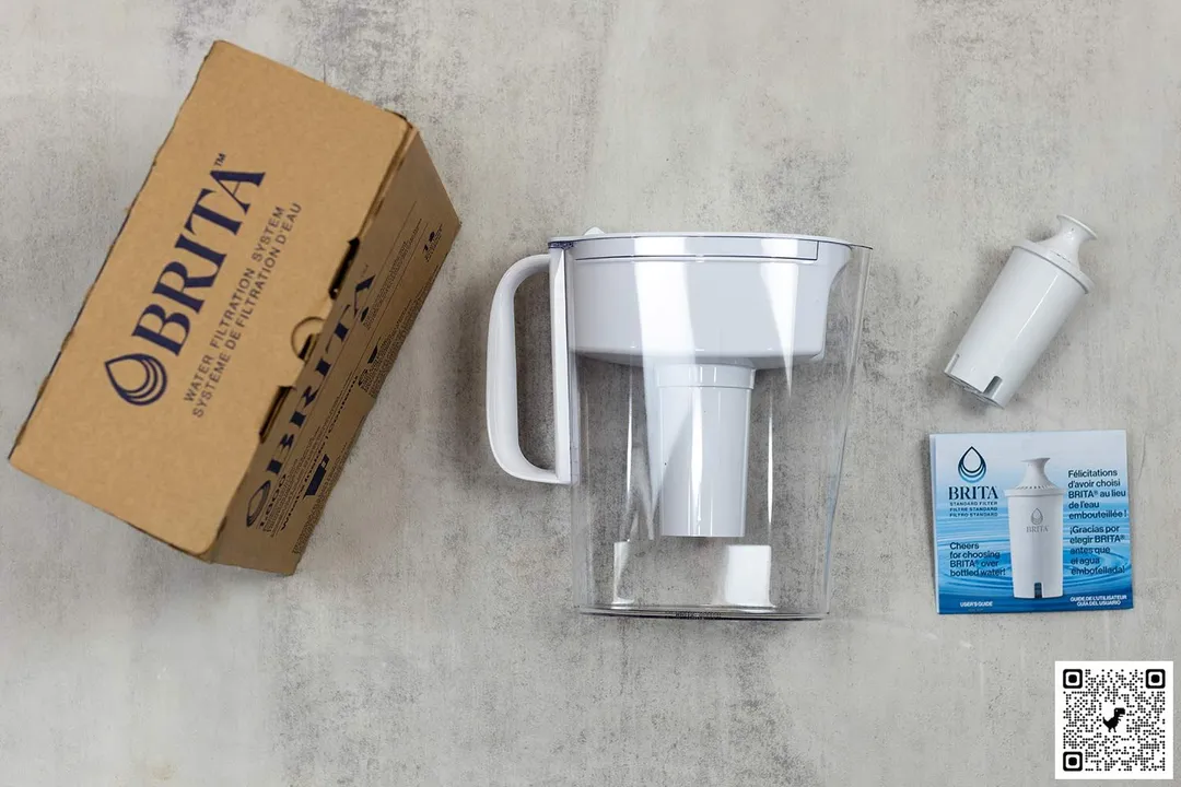 The Brita Metro jug, the standard filter, user guide, and package box