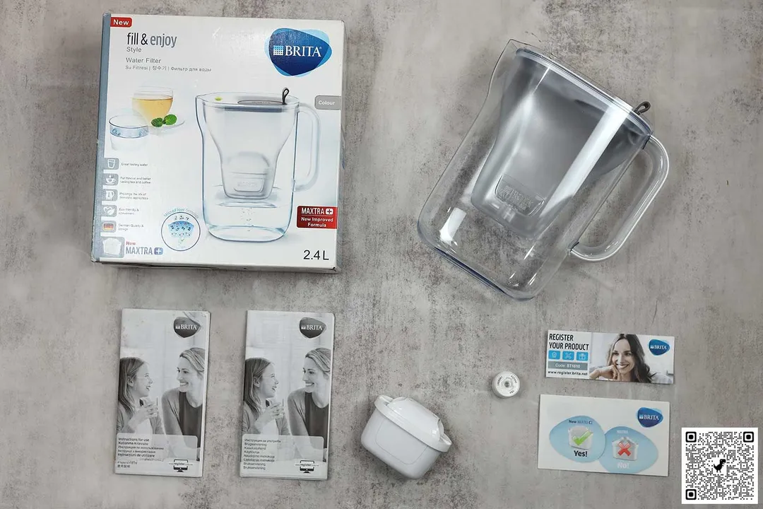 Brita Style water filter pitcher, package box, Maxtra+ filter, user manuals, promotion leaflets