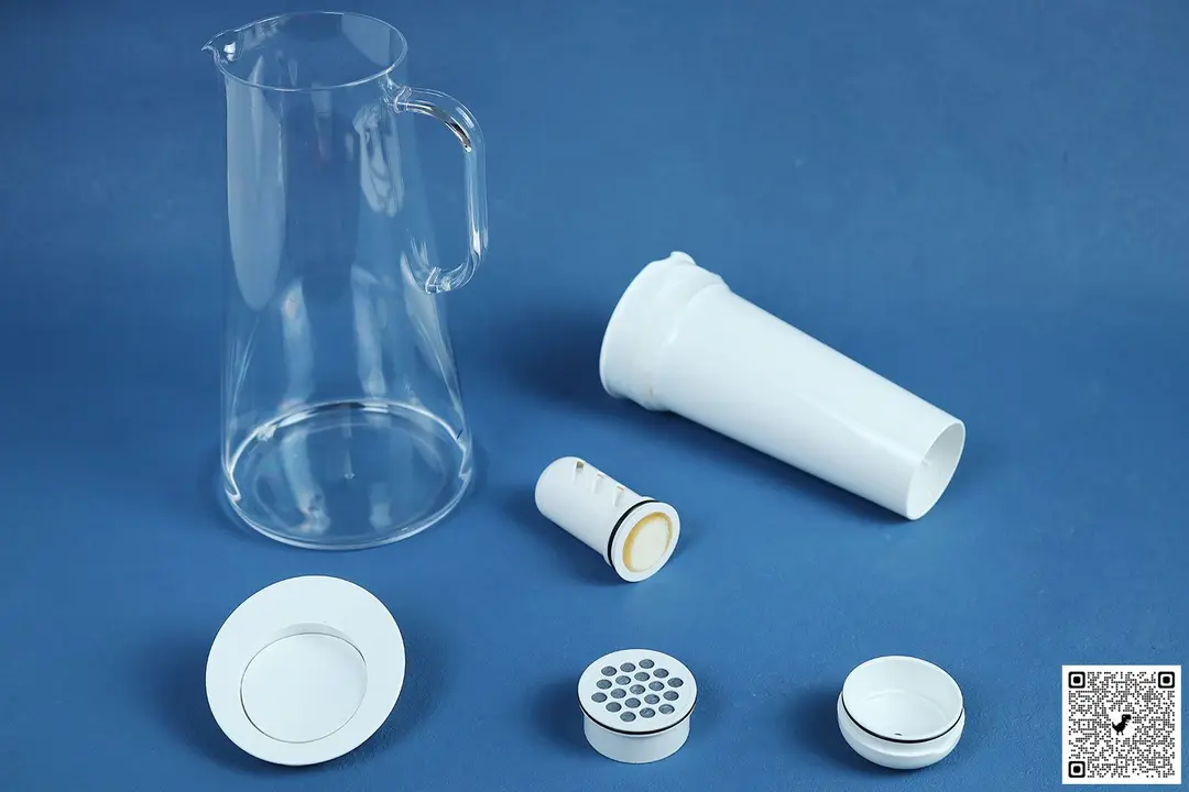 Parts of the LifeStraw Pitcher (7 Cup): the pitcher, reservoir, lid, two filter pieces, and reservoir cap