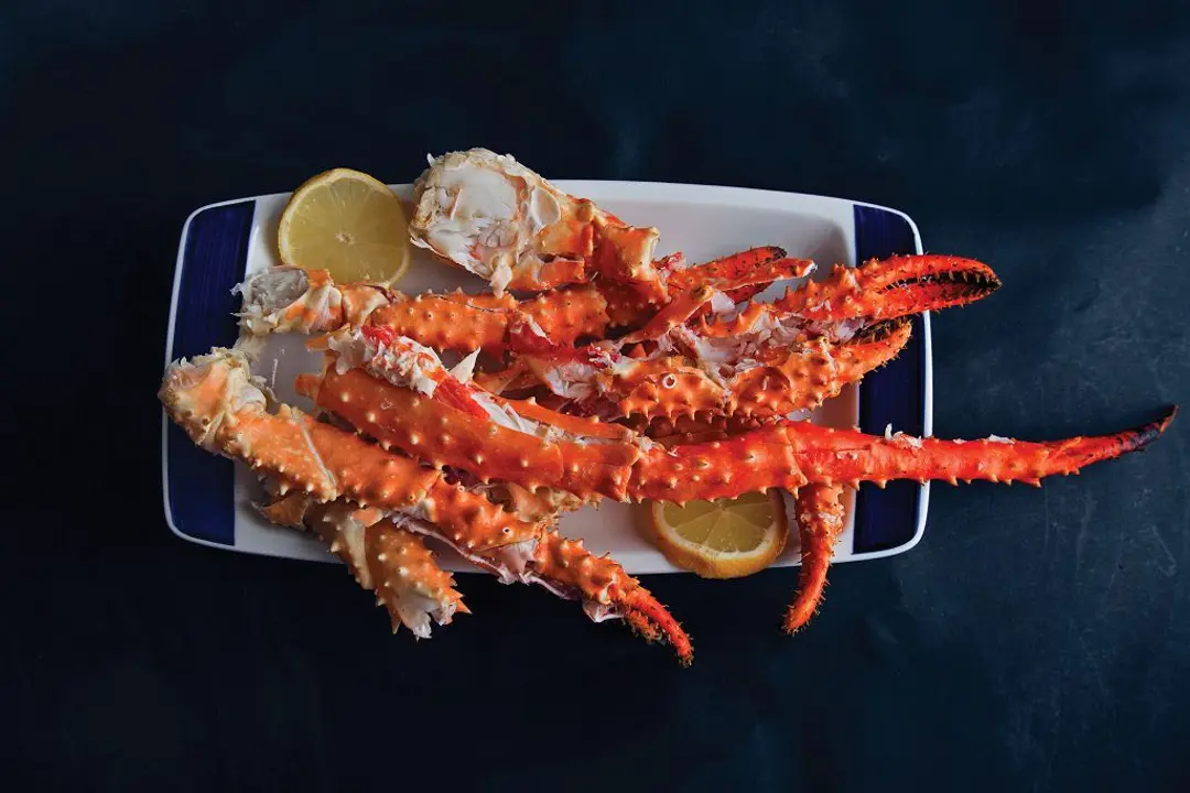 How to Reheat King Crab Legs by Boiling