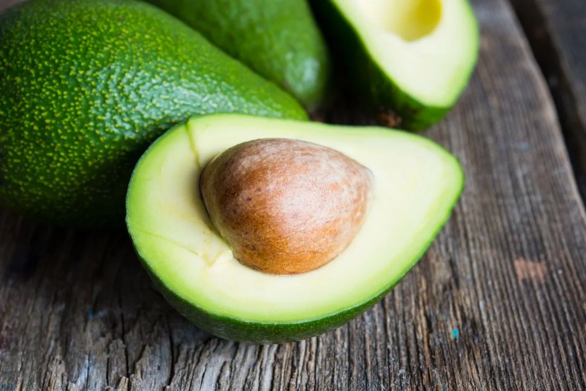 Avocados with bright green peels are unripe