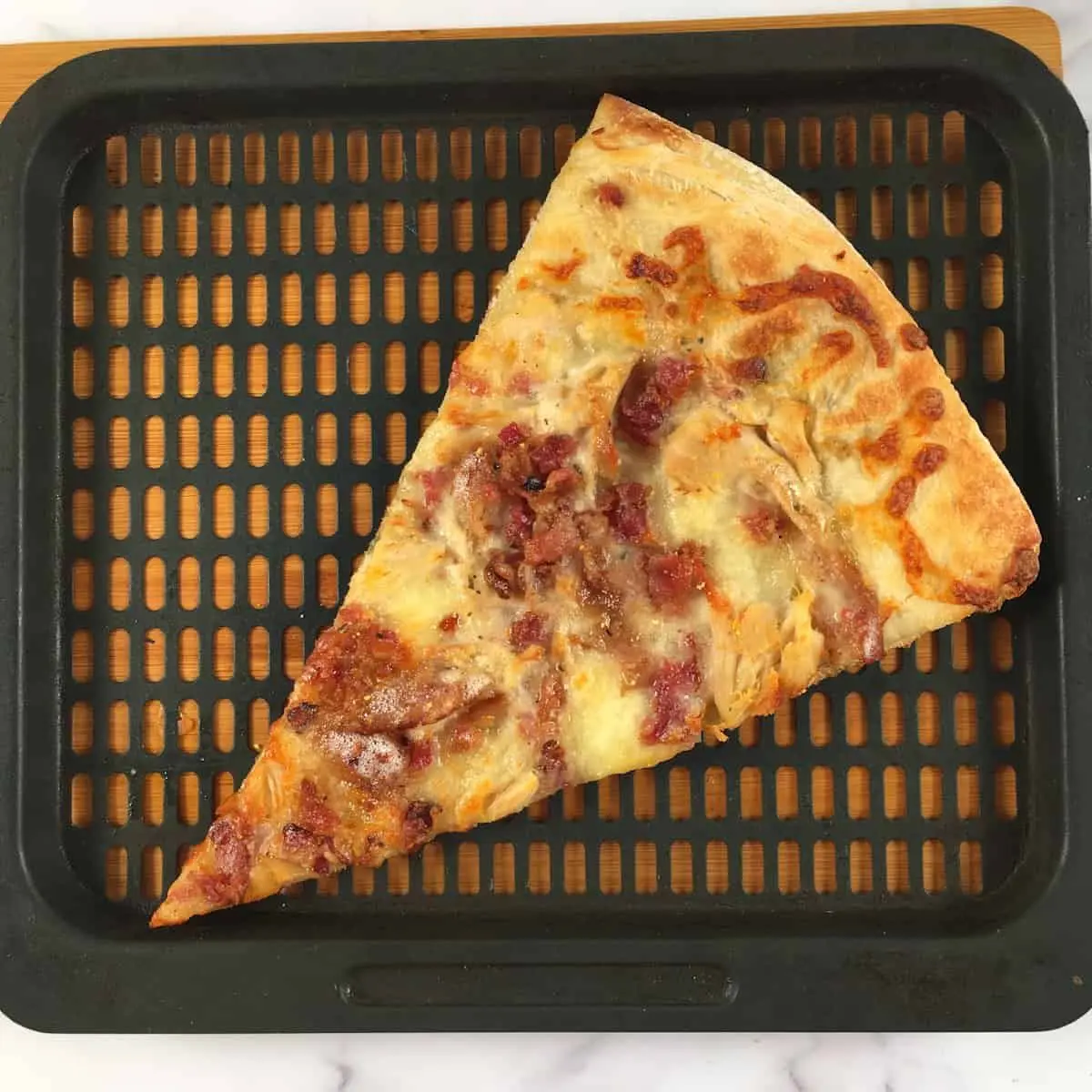 How to Reheat Pizza in an Air Fryer