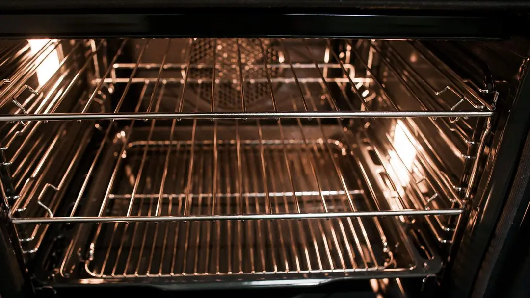 Set the Oven Rack to the Right Level