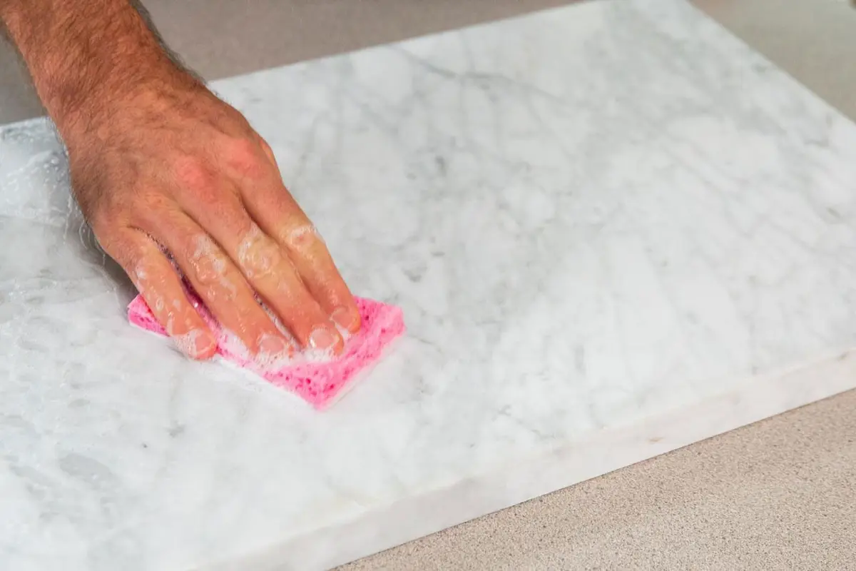 Spritz and Wipe Marble Countertops