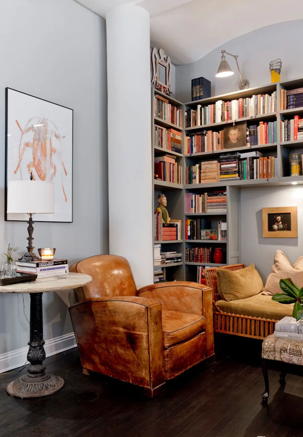 Bookshelves in Small Apartment Living Room Ideas
